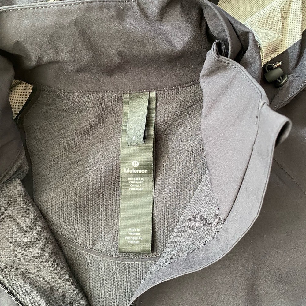 Lululemon lightweight jacket S6 Black - Picture 5 of 6